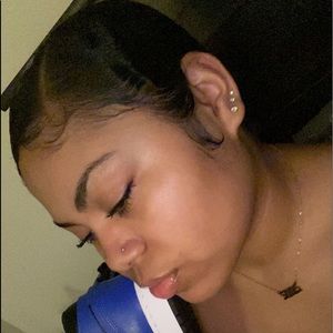 Meet your Posher, Janae